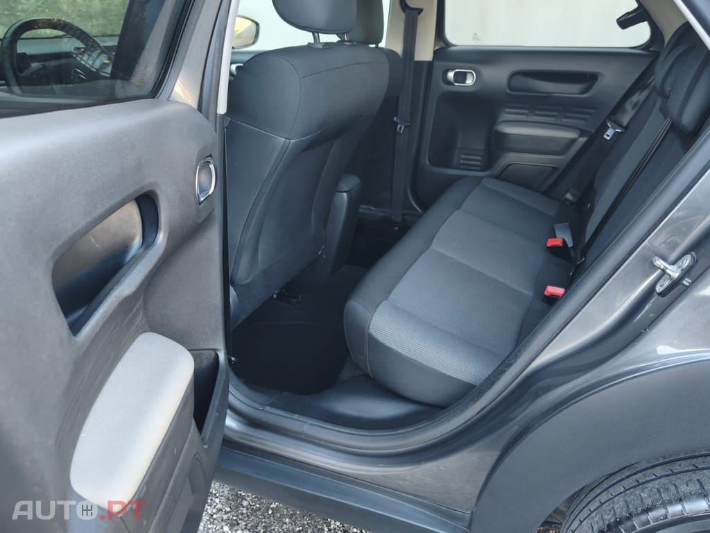 Citroen C4 Cactus 1.2 PureTech Shine EAT6
