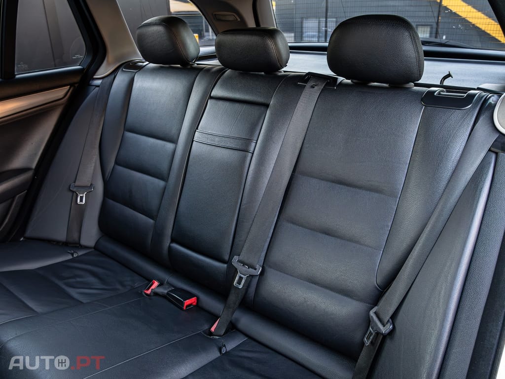 Mercedes-Benz C 220 CDi Avantgarde BE 128g