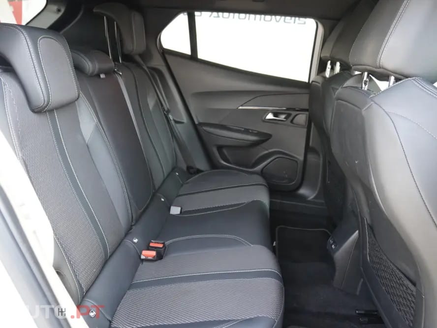 Peugeot 2008 1.2 PureTech GT EAT8