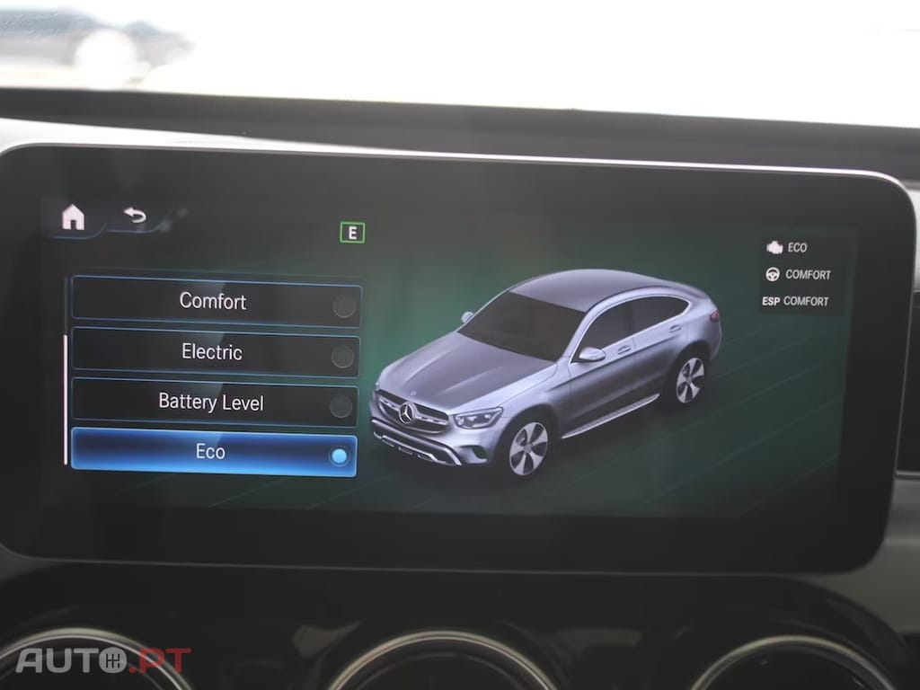 Mercedes-Benz GLC 300 de Coupe 4Matic 9G-TRONIC AMG Line