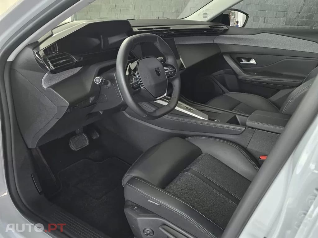 Peugeot 308 SW 1.2 PureTech Allure EAT8