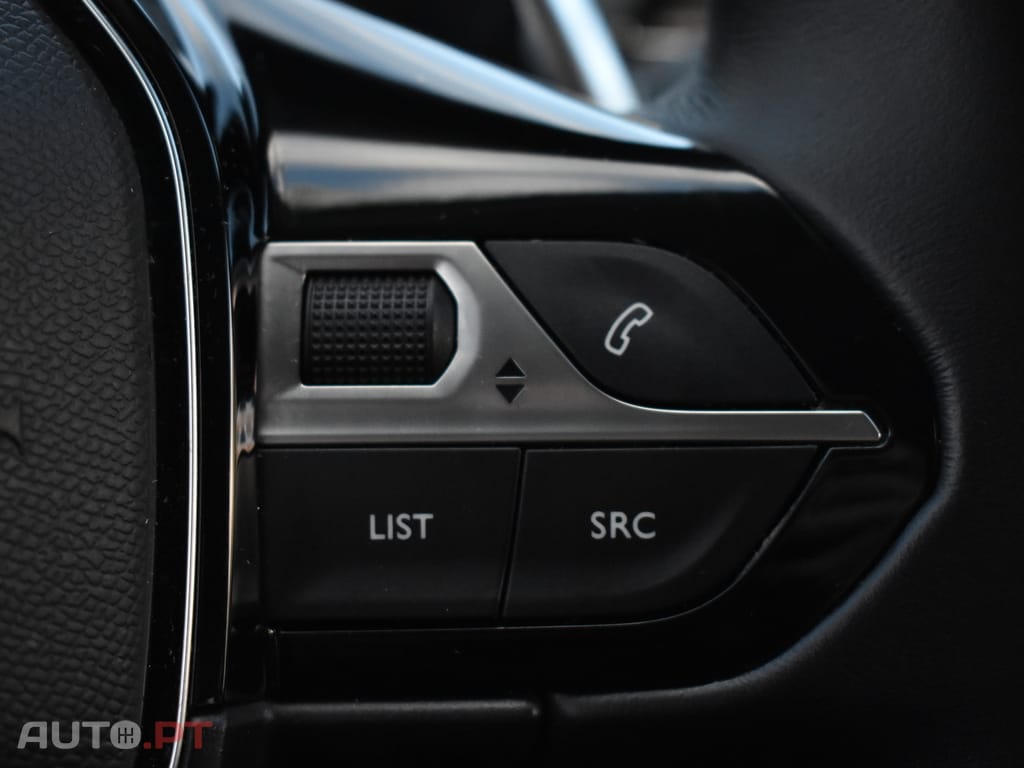 Peugeot 3008 1.6 Hybrid Allure Pack e-EAT8