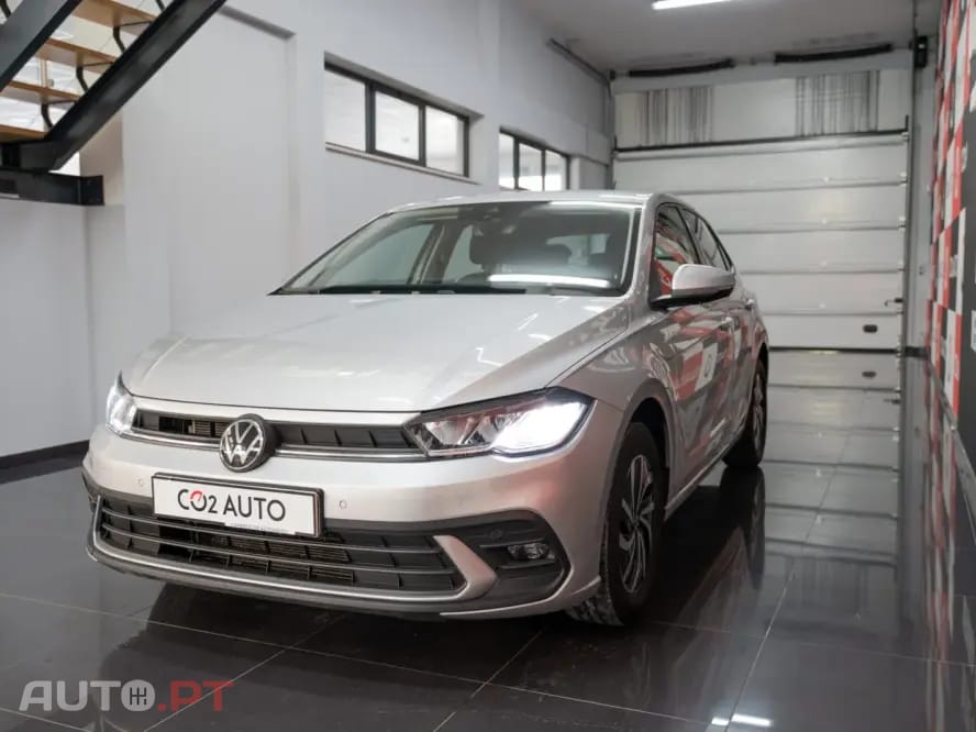 Volkswagen Polo 1.0 TSI Life DSG