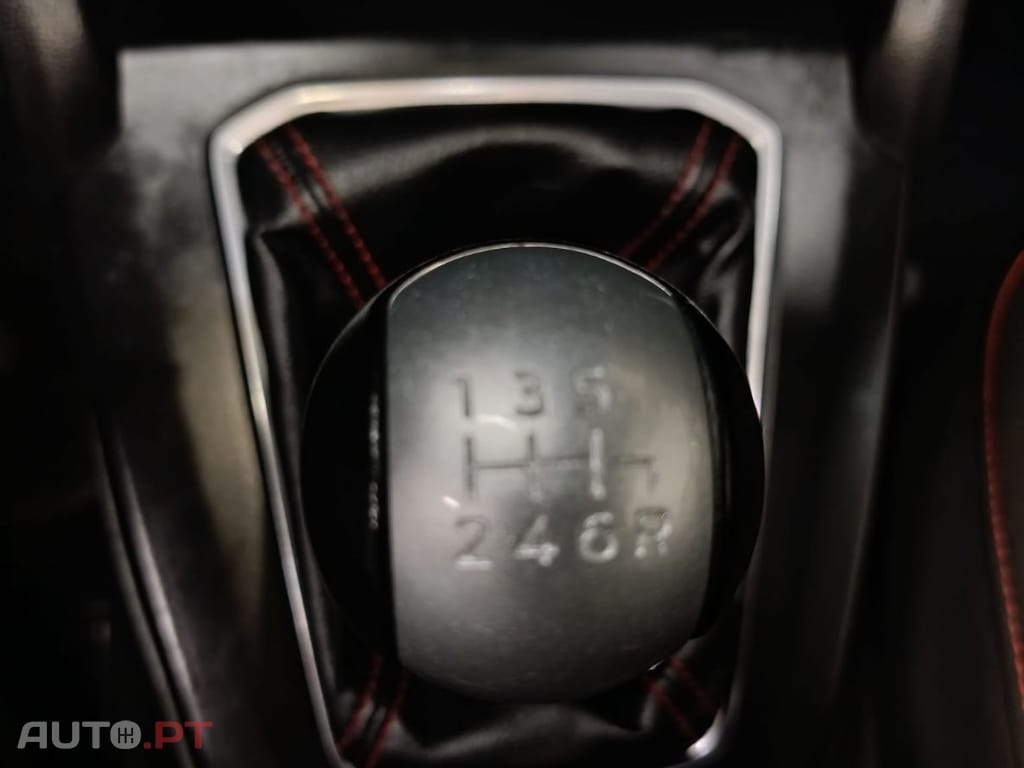 Ford Focus SW 1.0  EcoBoost  Hybrid ST-Line