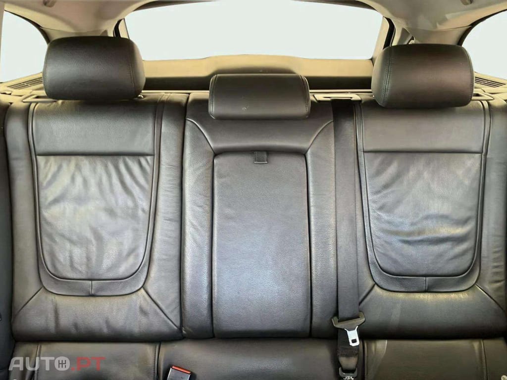 Jaguar XF 2.2 D R-Sport