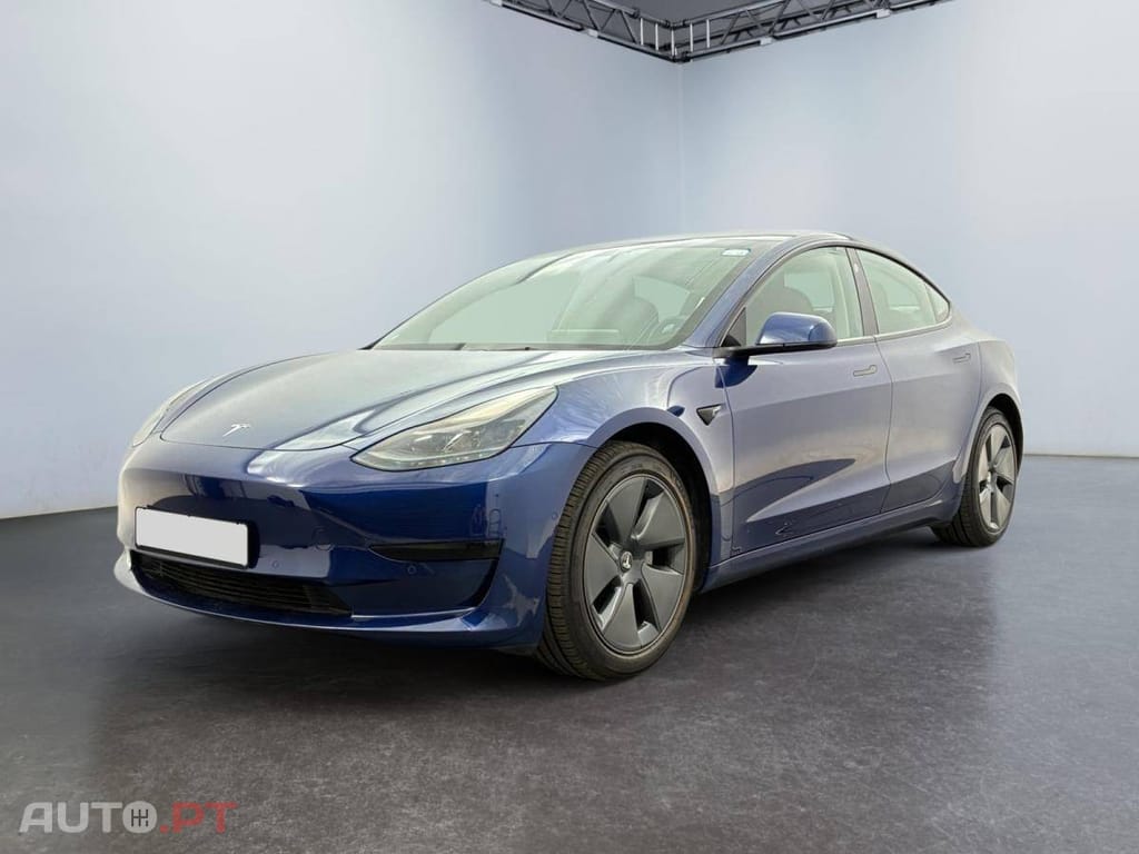 Tesla Model 3 Standard Range Plus RWD