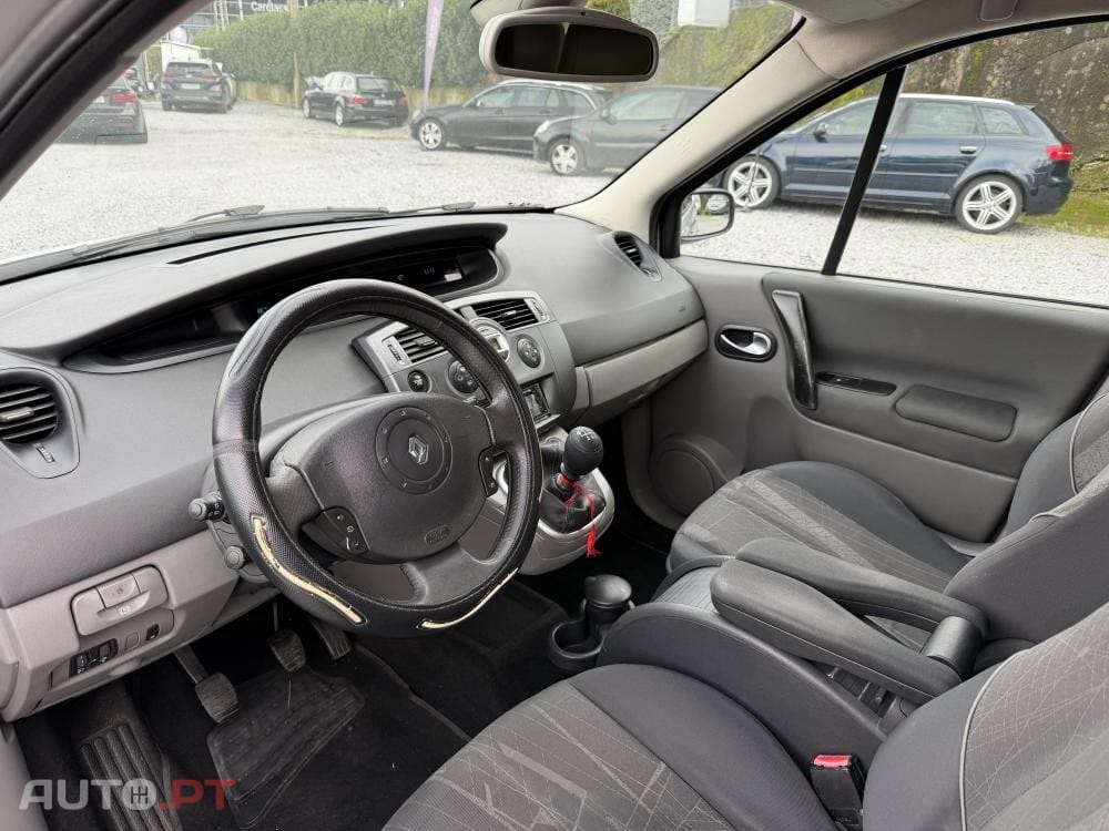 Renault Grand Scénic 1.5 dCi Dynamique S 7L.