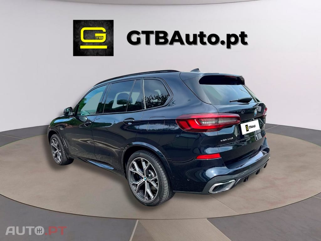 BMW X5 I.V.A DEDUTÍVEL 45e Pack M 