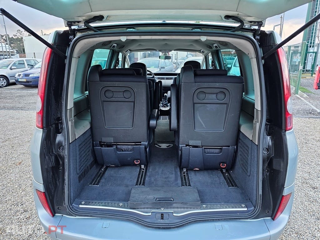 Renault Grand Espace 3.0 D Privilège 6L P.