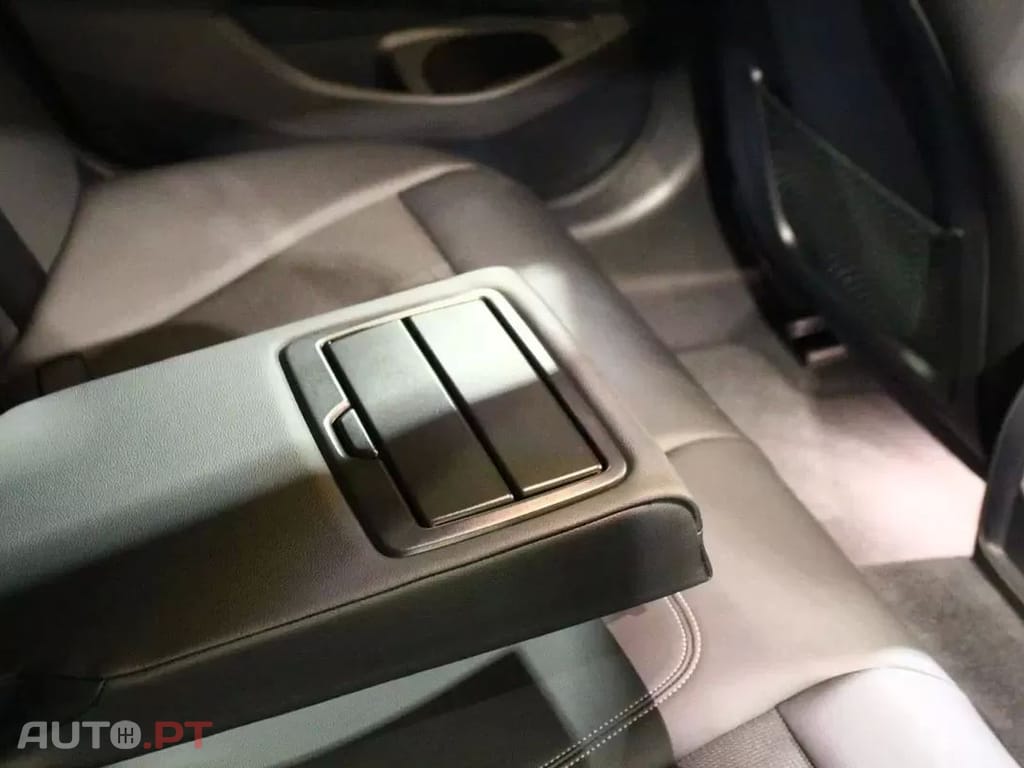 BMW 320 e Line Sport Auto