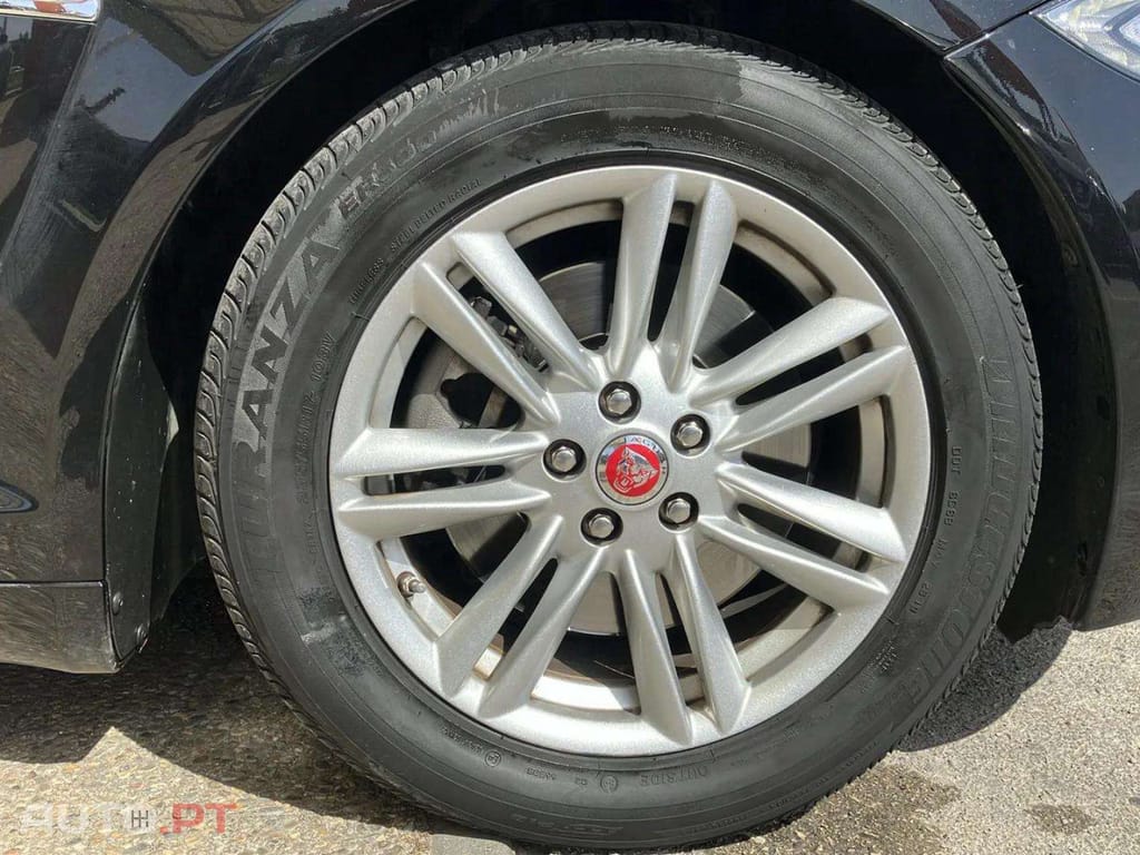 Jaguar XF 2.2 D R-Sport