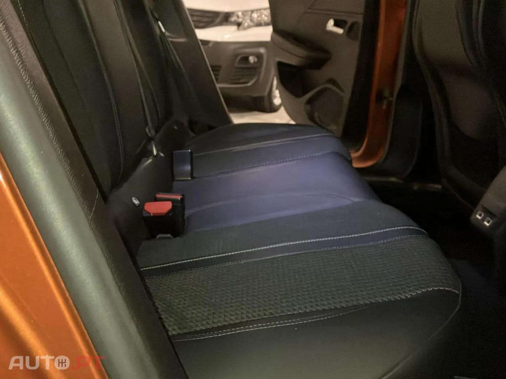 Peugeot 2008 1.5 BlueHDi GT Line EAT8