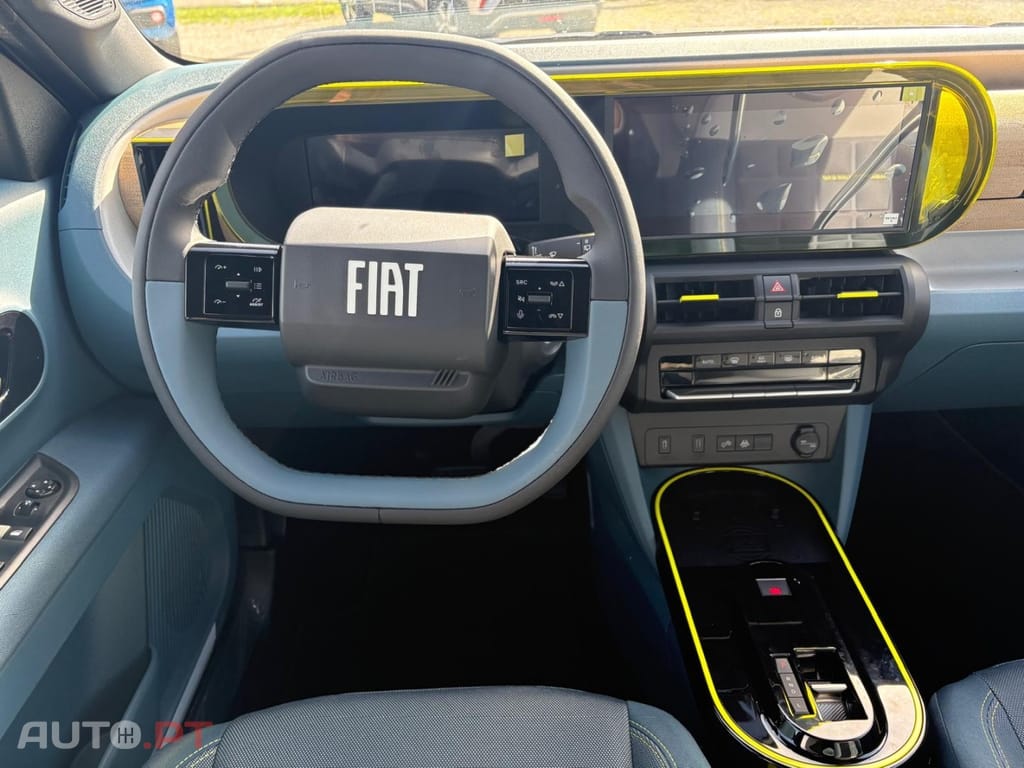 Fiat Grande Panda 1.2 Hybrid La Prima eDCT
