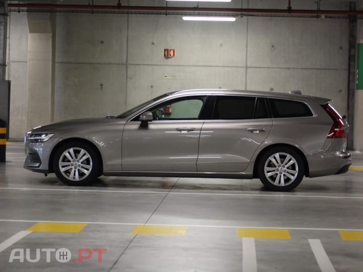 Volvo V60 2.0 D3 Momentum Geartronic