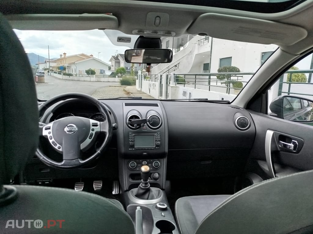 Nissan Qashqai +2 1.6