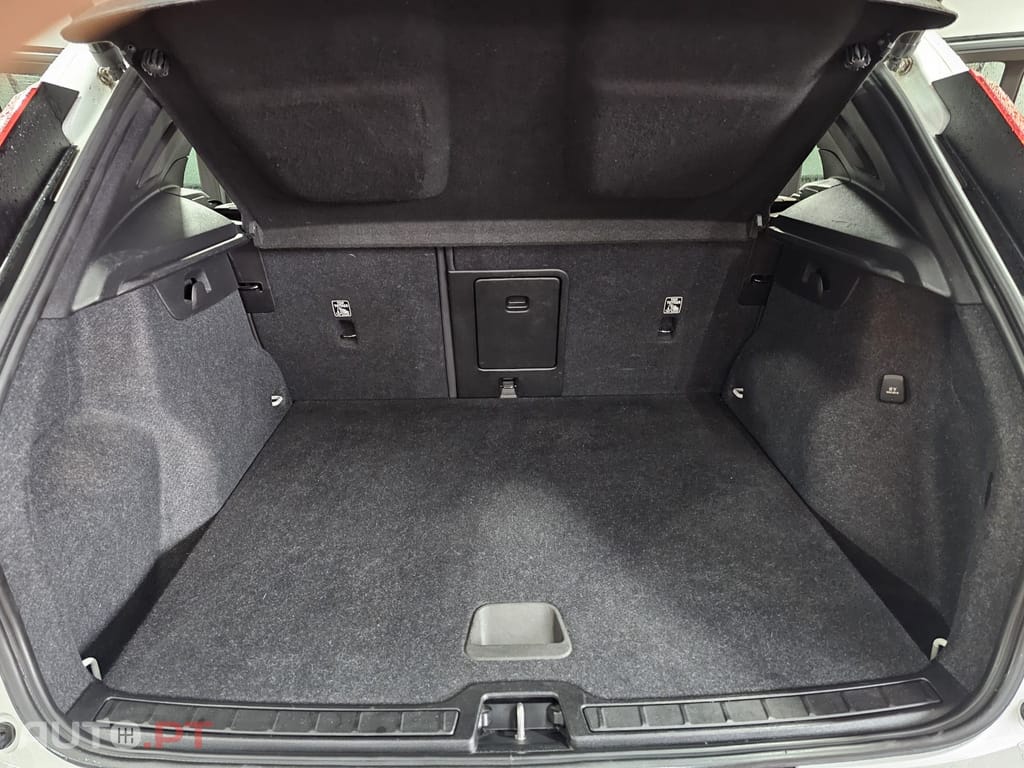 Volvo XC40 1.5 T5 PHEV Inscription Expression