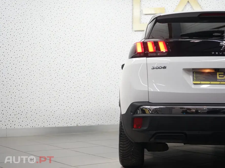 Peugeot 3008 1.2 PureTech Allure Pack EAT8