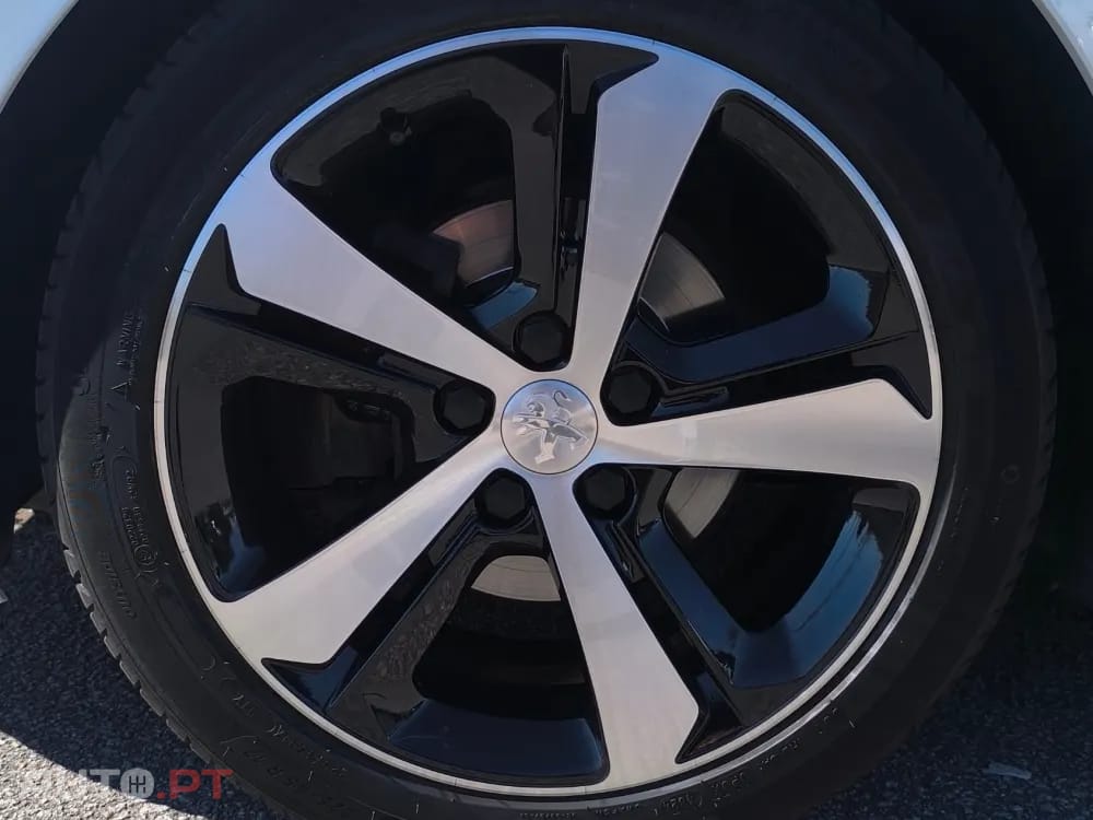 Peugeot 308 1.6 BlueHDi Allure J17