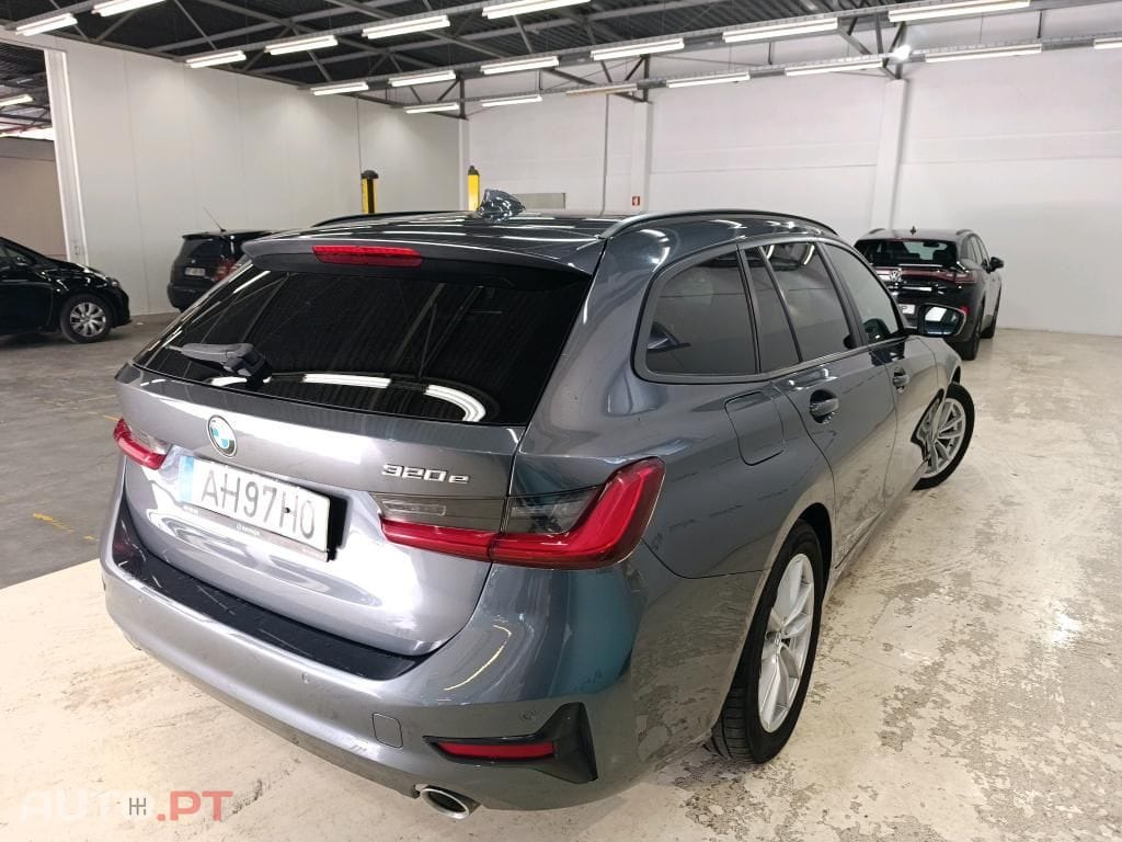 BMW 320 e Corporate Edition Auto