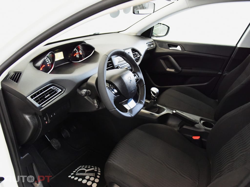 Peugeot 308 1.5 BlueHDi Style