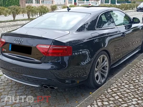 Audi S5 4.2 V8 TFSI QUATTRO