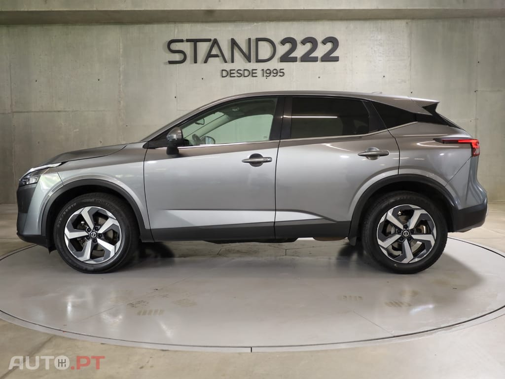 Nissan Qashqai 1.3 DIG-T N-Connecta J18