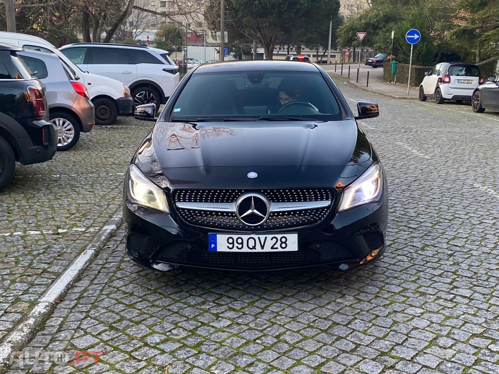 Mercedes-Benz CLA 180 Urban