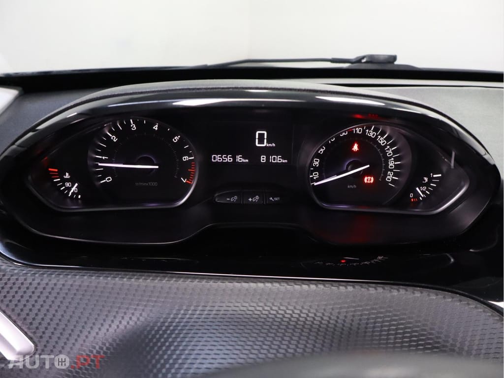 Peugeot 208  1.2 PureTech Style 