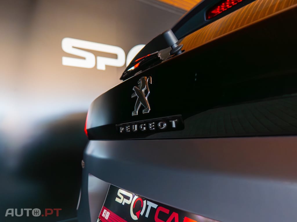 Peugeot 3008 1.2 PureTech Allure Pack EAT8