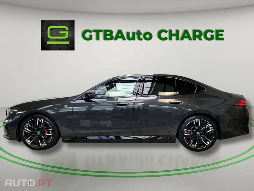 BMW i5 M60 Pro xDrive I.V.A DEDUTIVEL