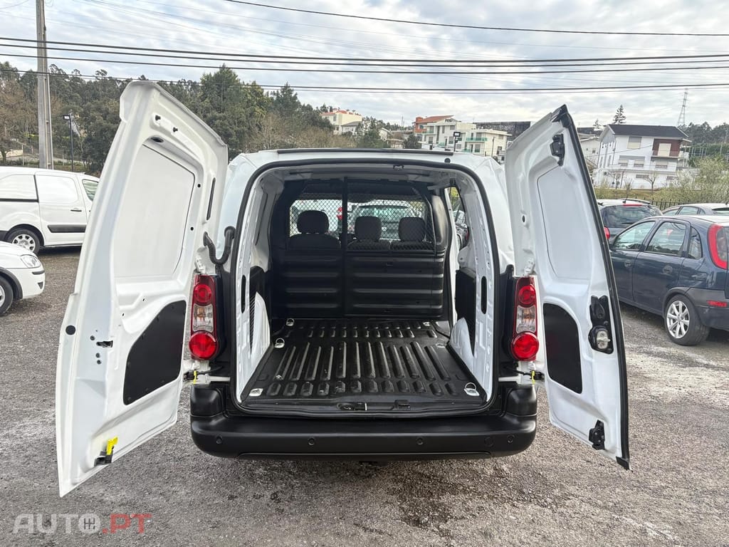 Peugeot Partner 1.6 BlueHDi L1 Premium 3L