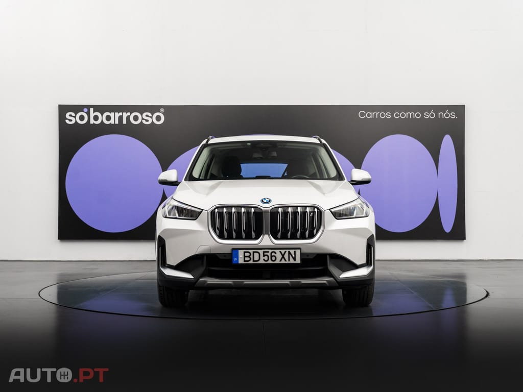BMW iX1 xDrive30