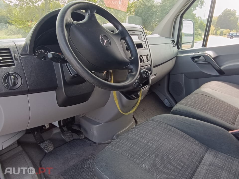 Mercedes-Benz Sprinter 313