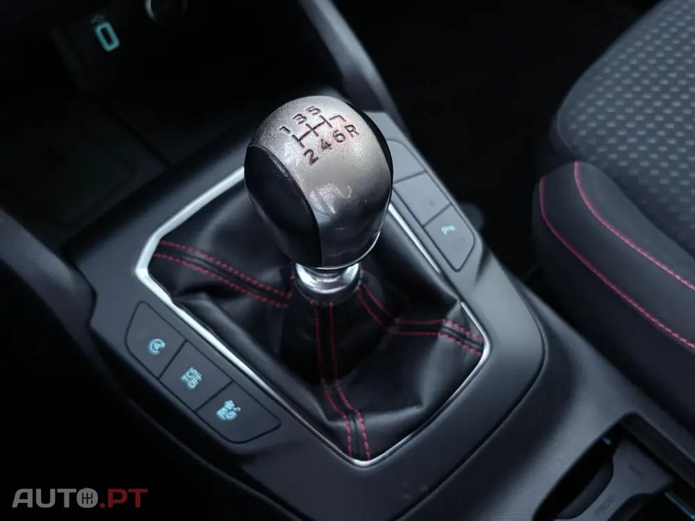 Ford Focus SW 1.0 EcoBoost ST-Line