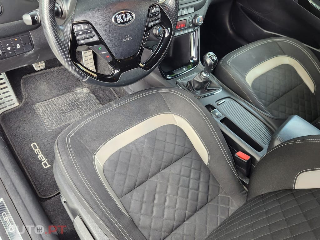 Kia Ceed 1.6 CRDi GT Line