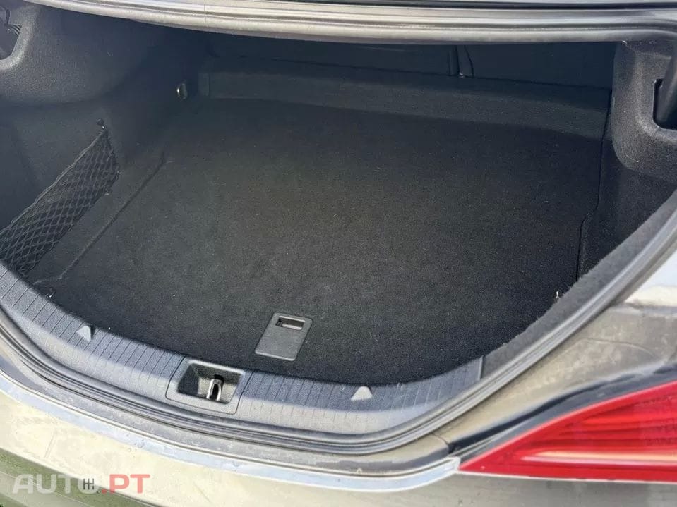 Mercedes-Benz CLA 200 d Shooting Brake