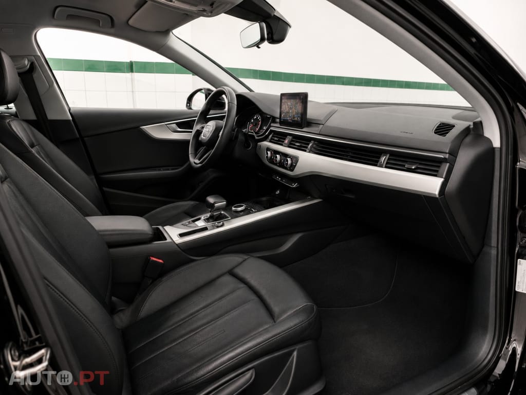 Audi A4 Avant 2.0 TDI Advance S tronic
