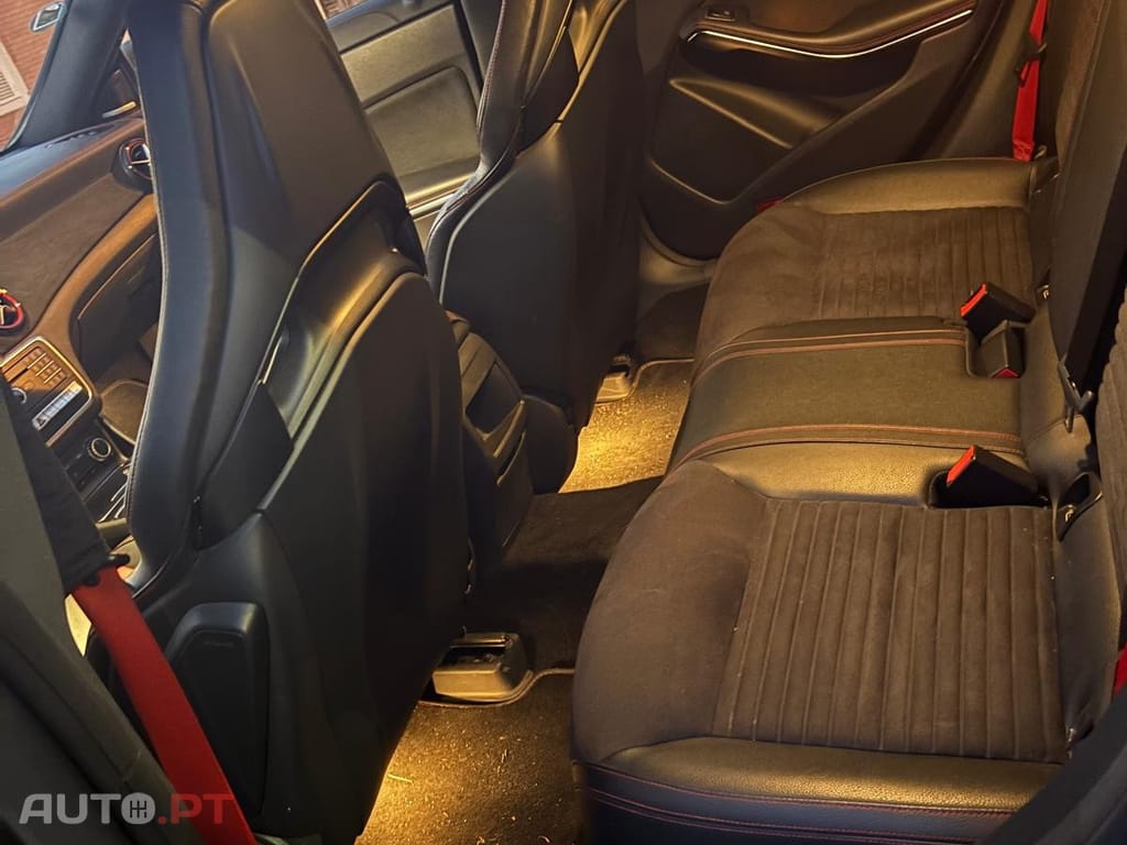 Mercedes-Benz CLA 45 AMG Shooting Brake 4-Matic