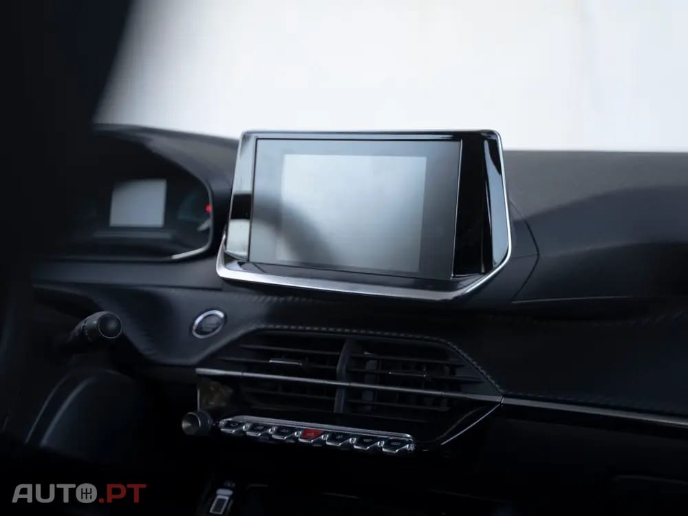 Peugeot E-2008 50 kWh GT Pack