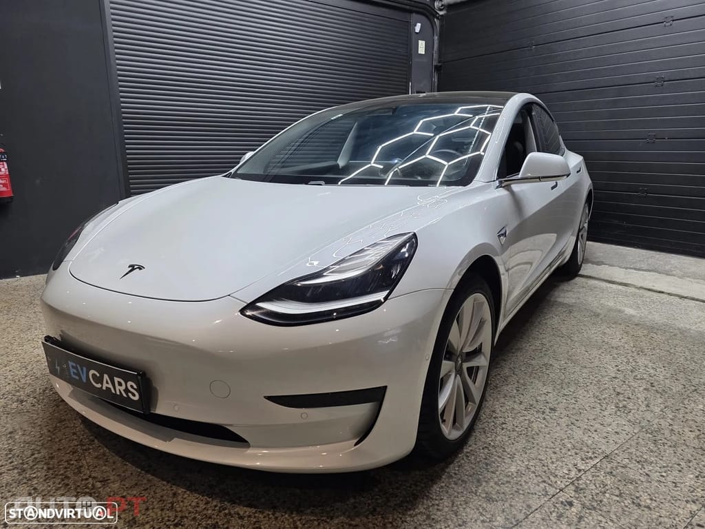 Tesla Model 3 Standard Range Plus RWD