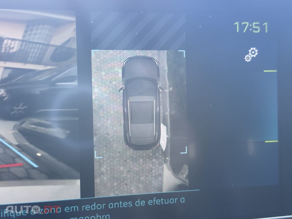 Peugeot E-2008 50 kWh Allure Pack