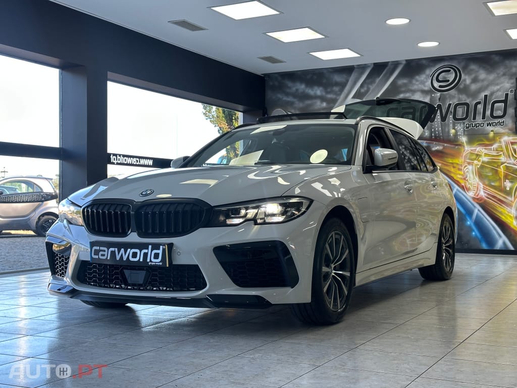 BMW 330 e Corporate Edition Auto — fotografia 3