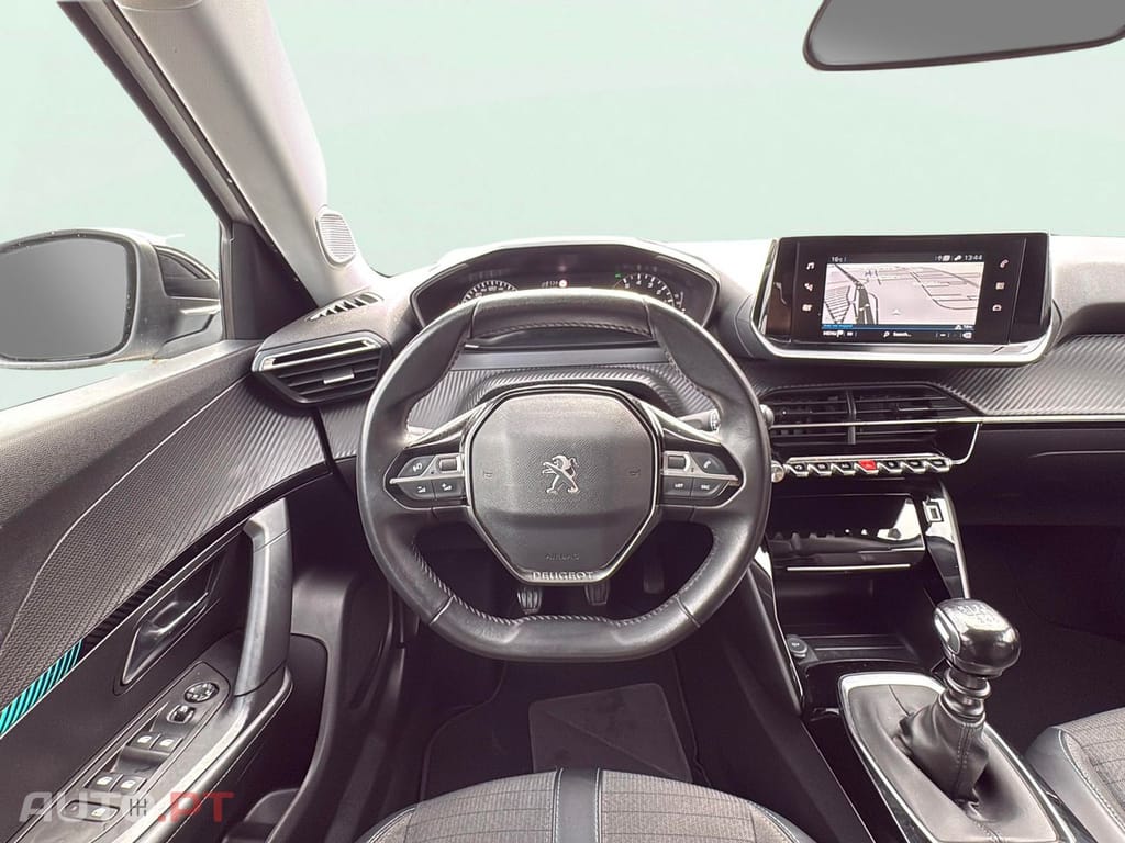 Peugeot 2008 1.5 BlueHDi Allure Pack