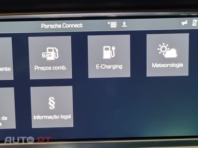 Porsche Panamera 4 E-Hybrid Platinum Edition