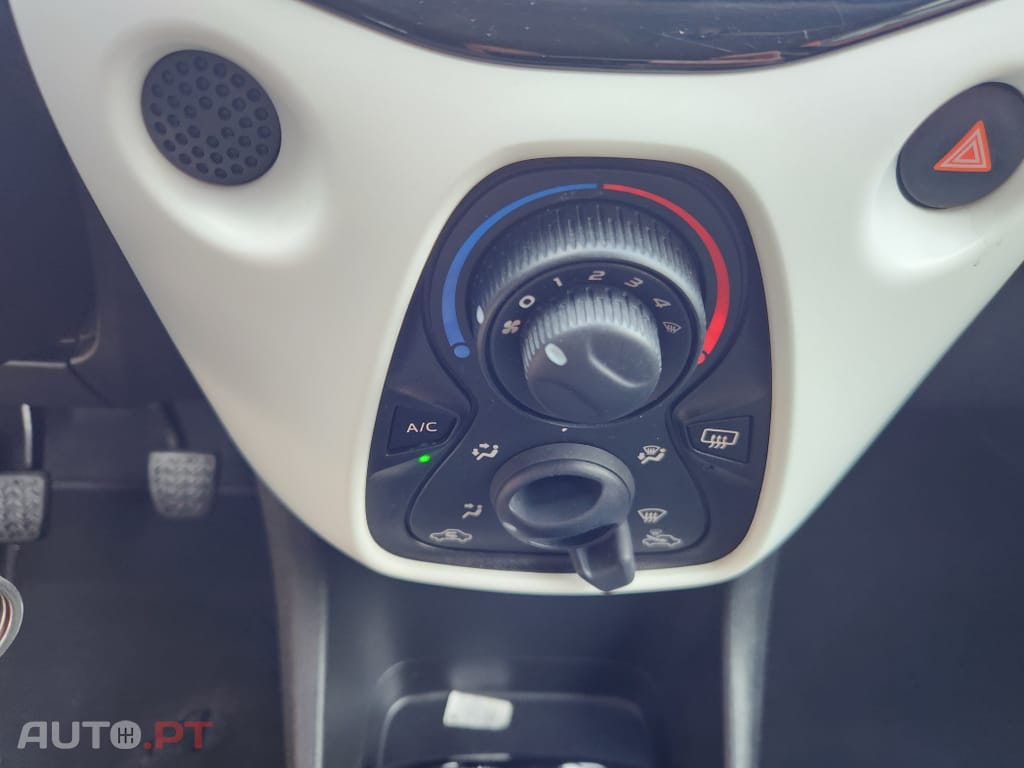 Peugeot 108 1.0 VTi Collection