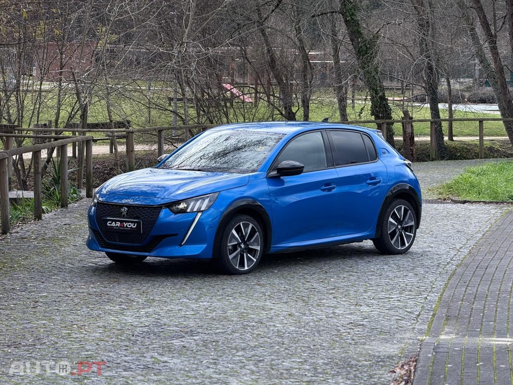 Peugeot E-208 50 kWh GT Pack