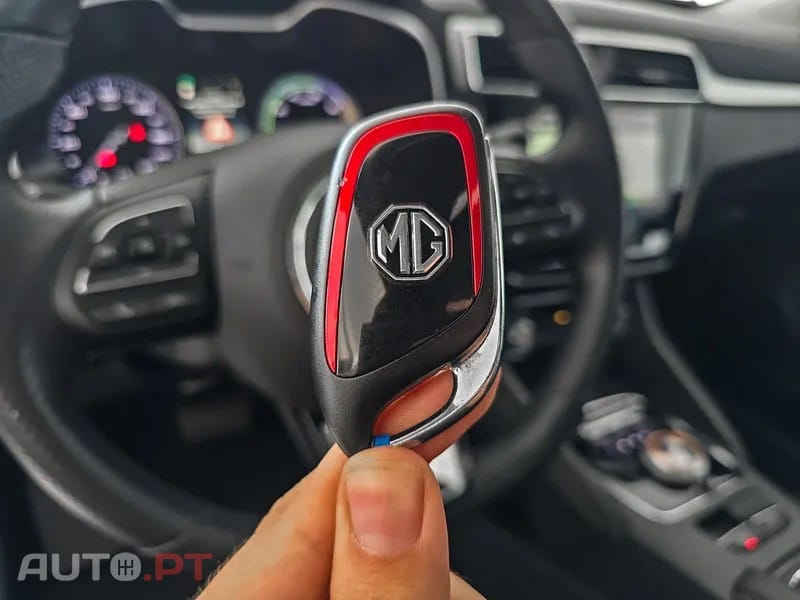 MG ZS 44.5 kWh Luxury