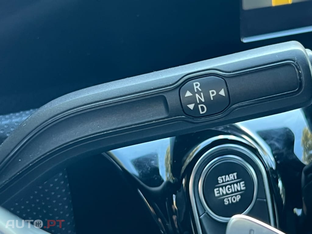 Mercedes-Benz A 250 e 8G-DCT AMG Line