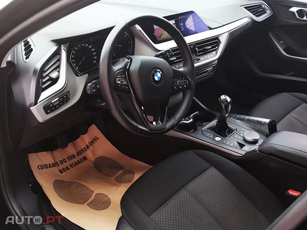 BMW 116 d Advantage — fotografia 11
