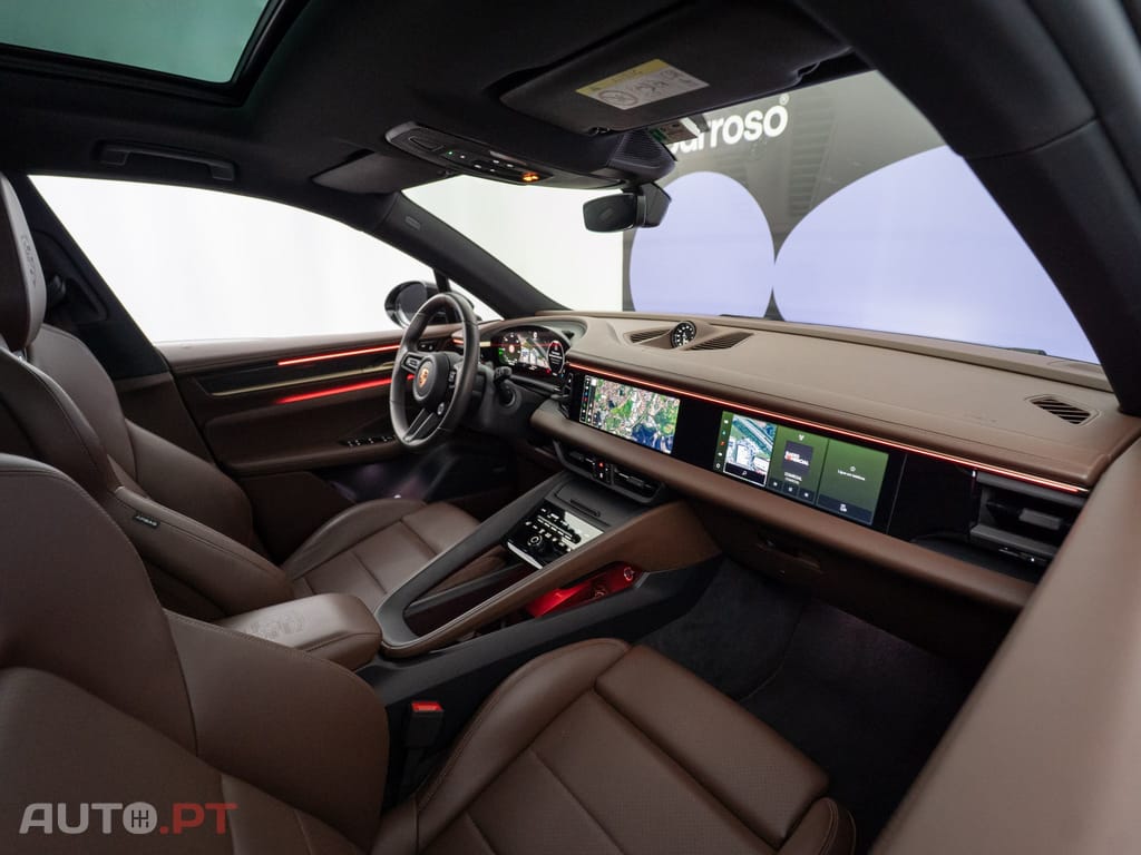 Porsche Macan Electric 4